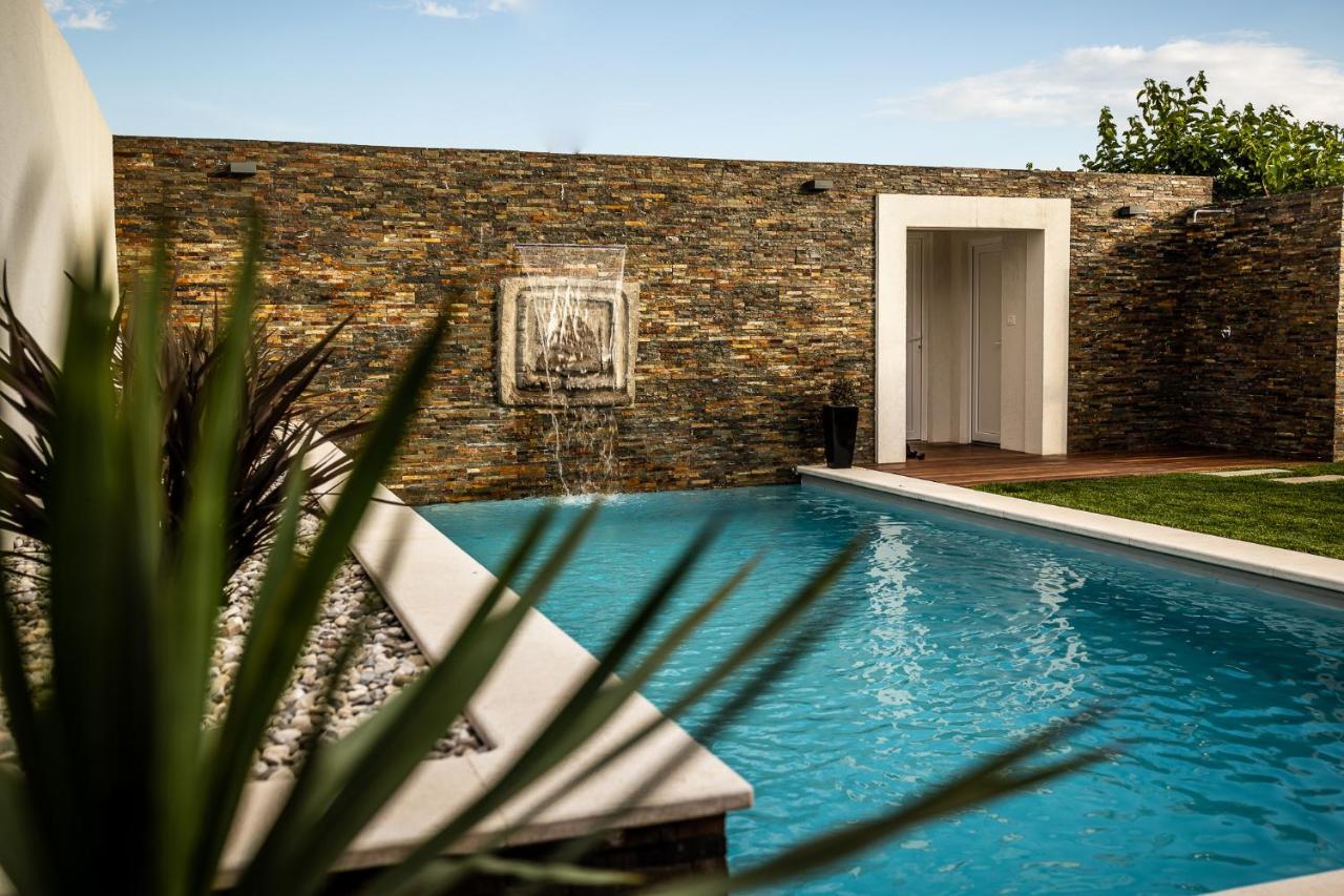 Villa Sunset Pool & Spa Apartments 吉格涅斯科斐耶 外观 照片