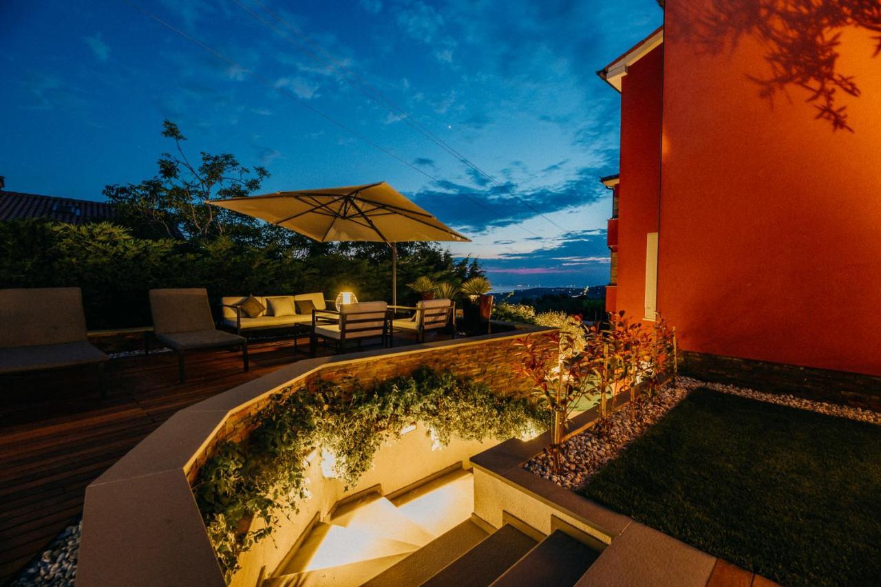 Villa Sunset Pool & Spa Apartments 吉格涅斯科斐耶 外观 照片