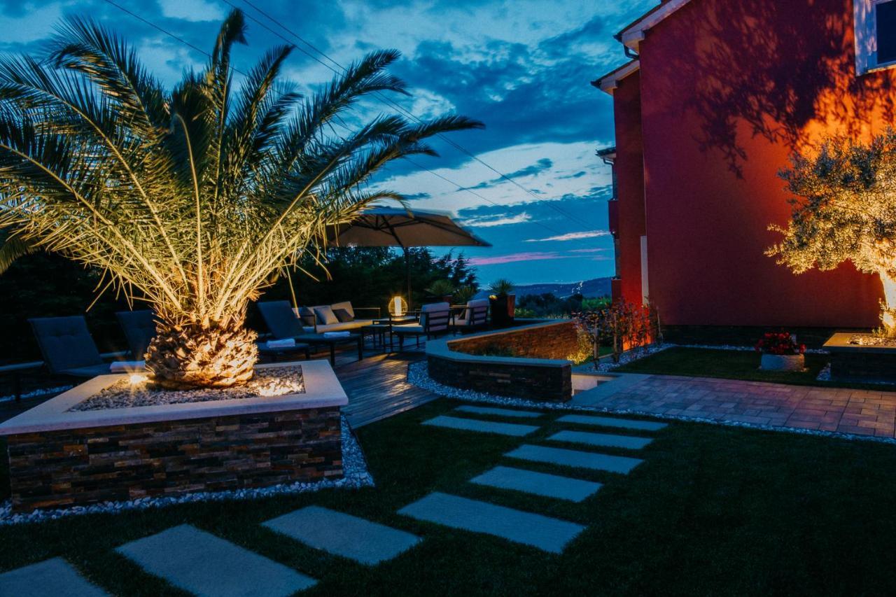 Villa Sunset Pool & Spa Apartments 吉格涅斯科斐耶 外观 照片